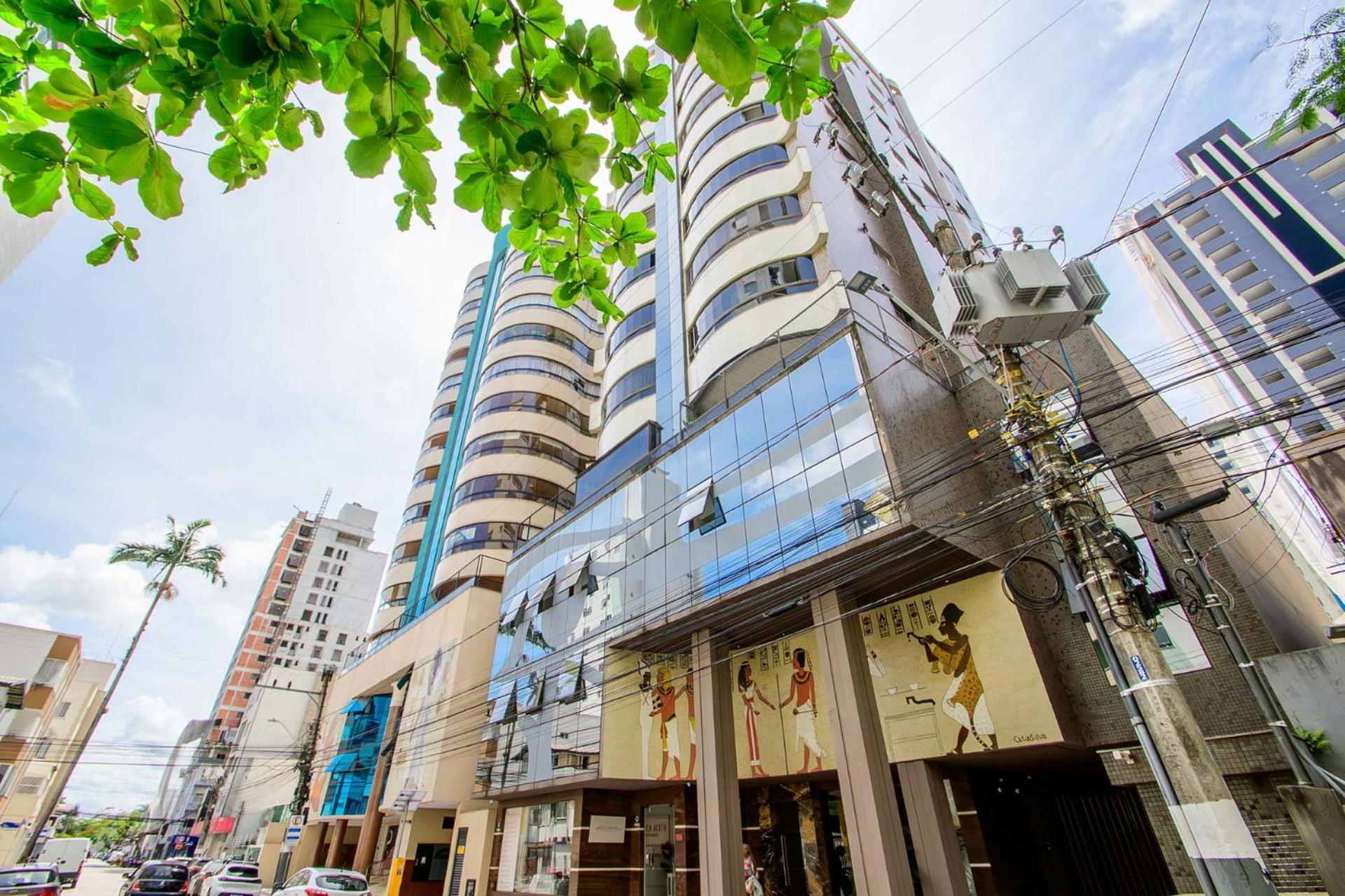 Apto Prox. A No Centro De Bc Rb6578 Apartamento *